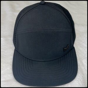 Melin Trenches Hydro Black 🧢 🖤 👌🏼